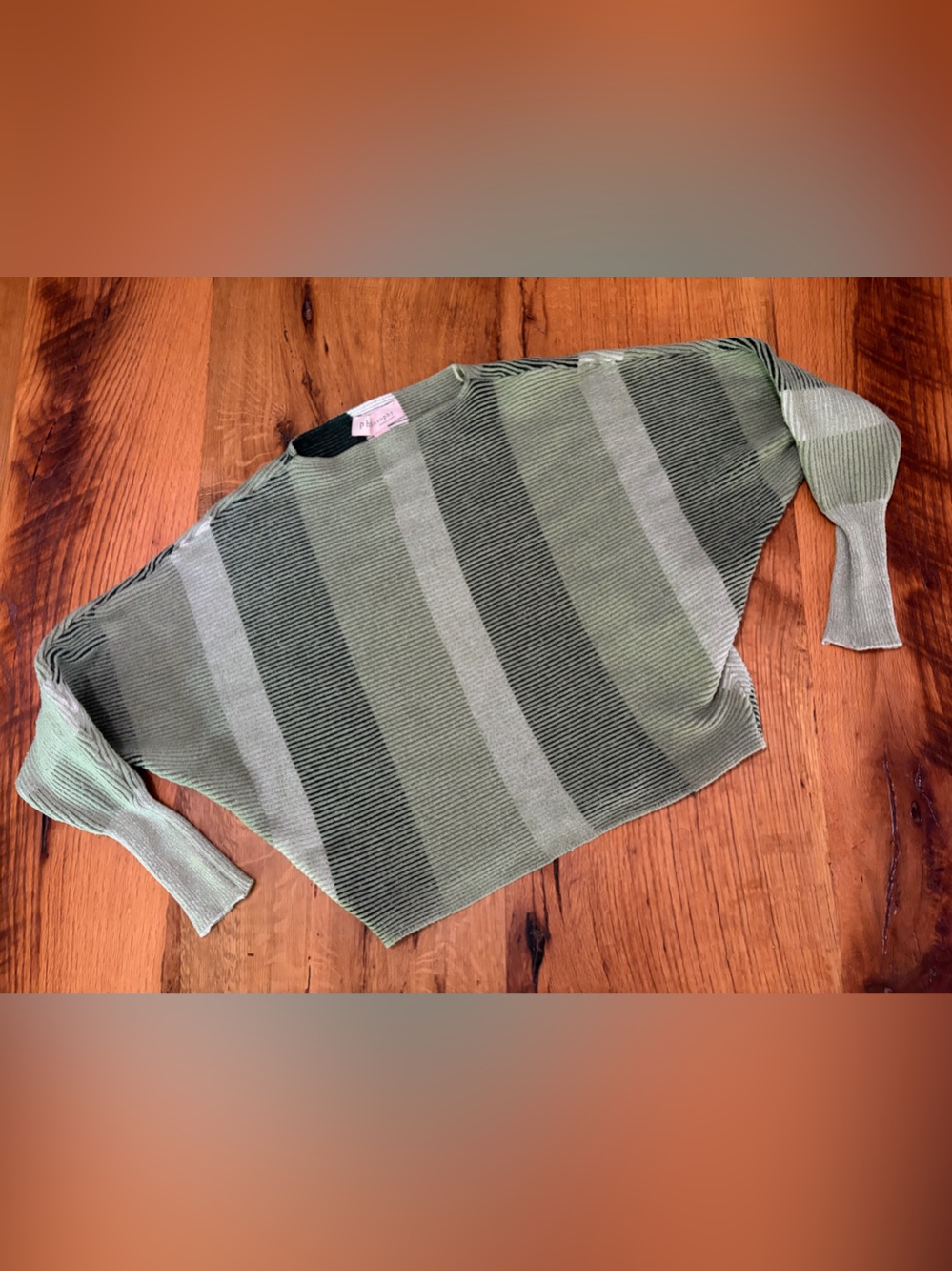Philosophy Striped Olive Green Knit Sweater, Bat Wing Style Sleeves, Size Medium